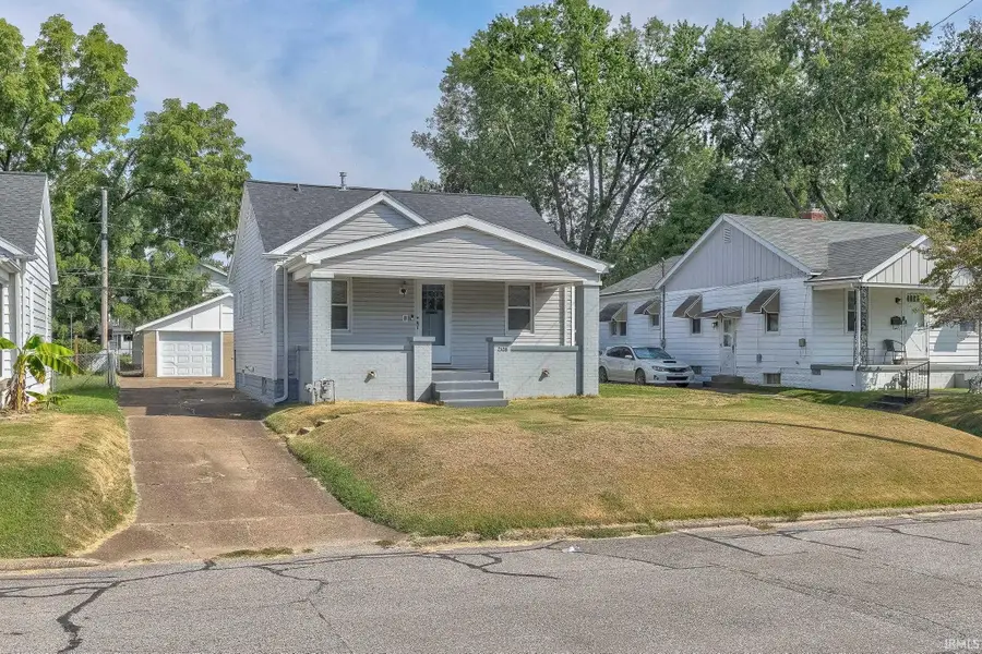 2108 E Michigan Street, Evansville, IN 47711 - #2