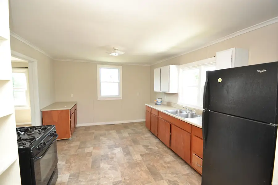 404 N Main Street #a, Tipton, IN 46072 - #2