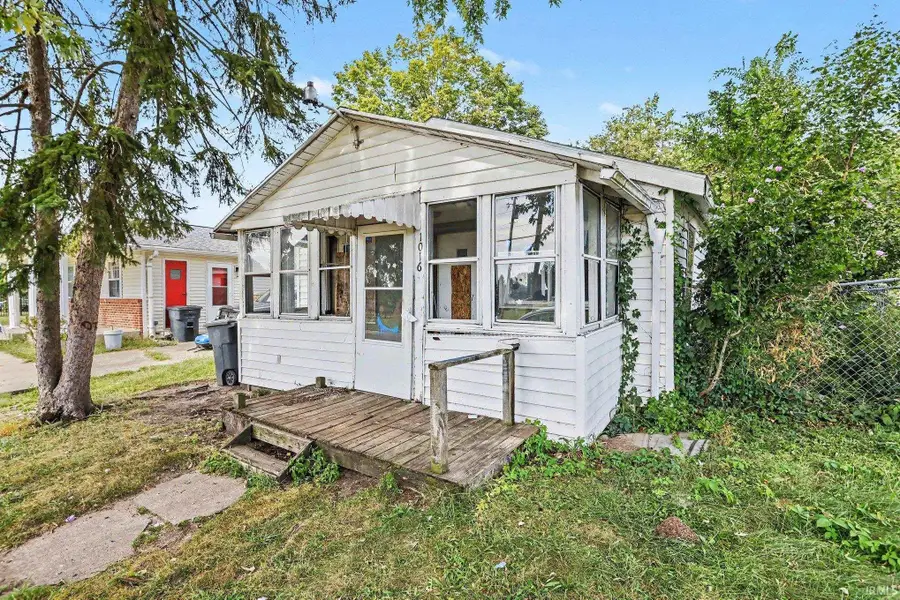 1016 Duey Avenue, South Bend, IN 46617 - #3