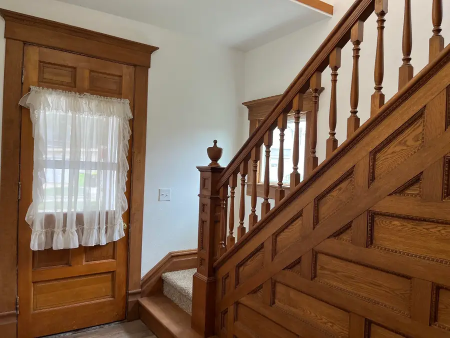 37 W Taylor Street, Huntington, IN 46750 - #2