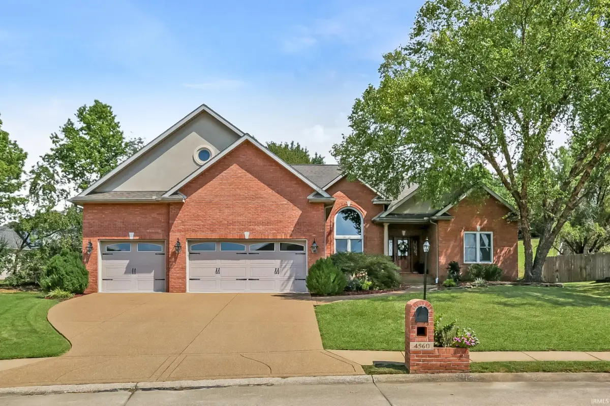 4560 Clint Circle, Newburgh, IN 47630 - #1
