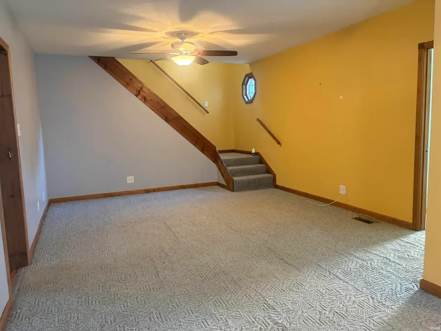 40 N Sycamore Street, Redkey, IN 47373 - #3
