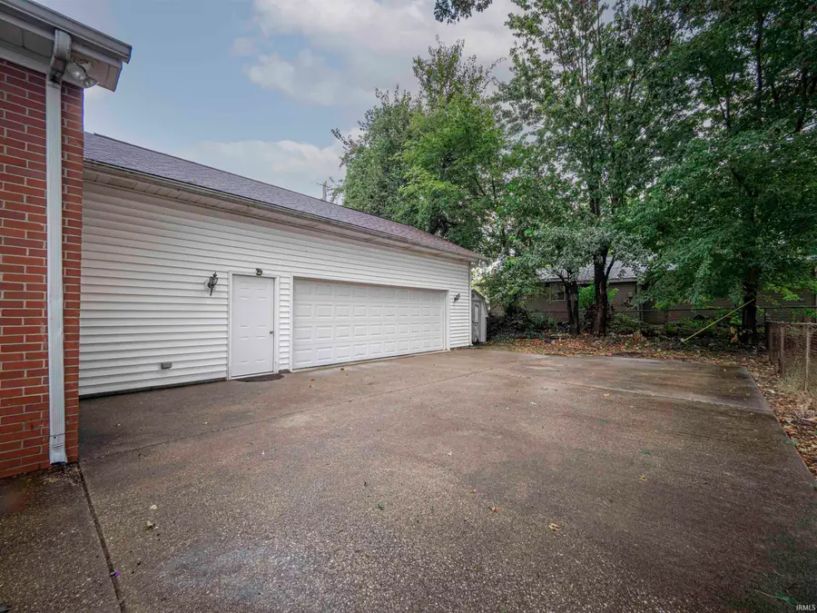 2571 N Evans Avenue, Evansville, IN 47711 - #2