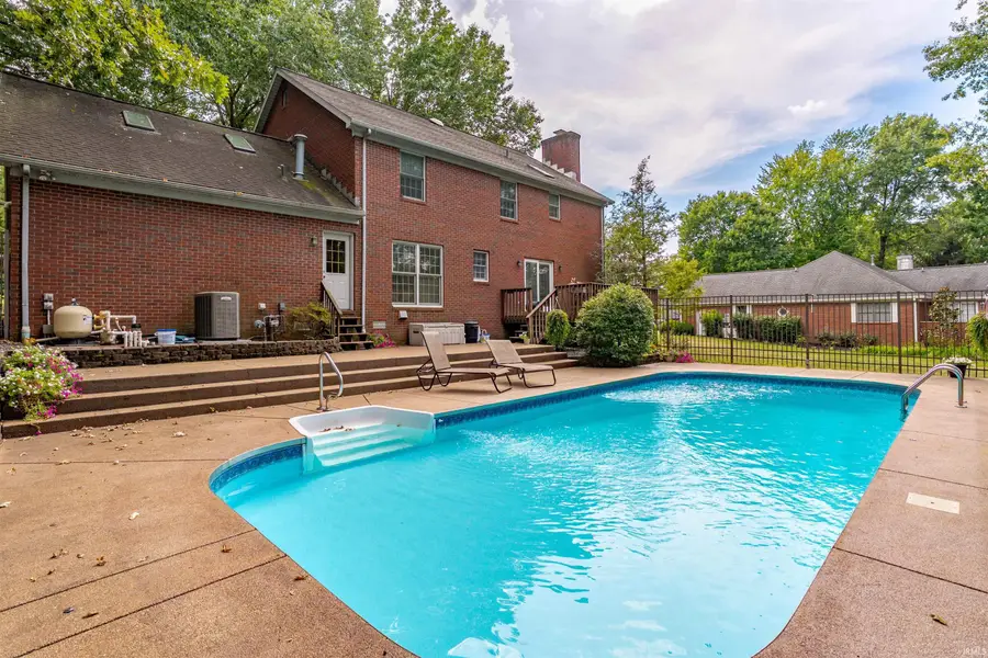 1542 Kings Bridge Road, Evansville, IN 47725 - #2