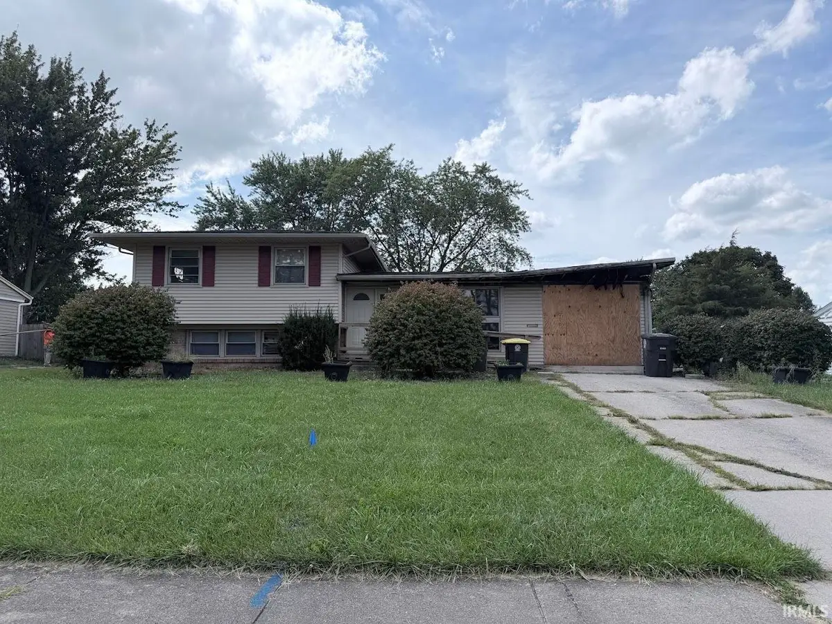 6119 Yellowstone Drive, Fort Wayne, IN 46818 - #1