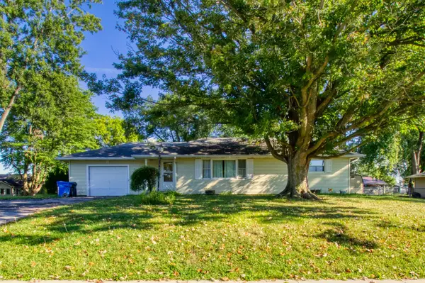 11 Barbara Drive, Columbia City, IN 46725