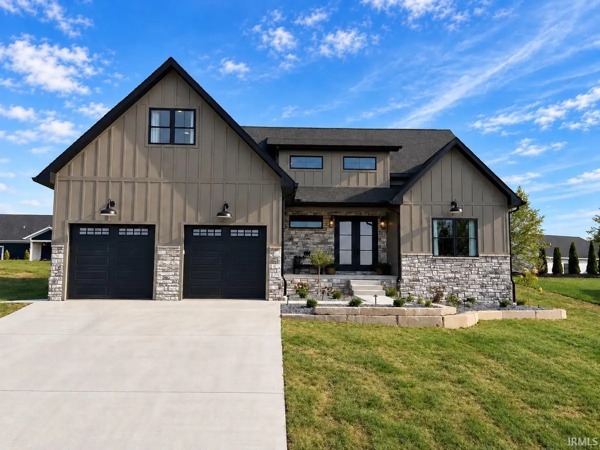 832 Spyglass Hill Drive, Bedford, IN 47421 - #1