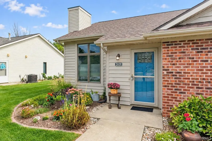 2829 Hedgerow Pass, Fort Wayne, IN 46804 - #2