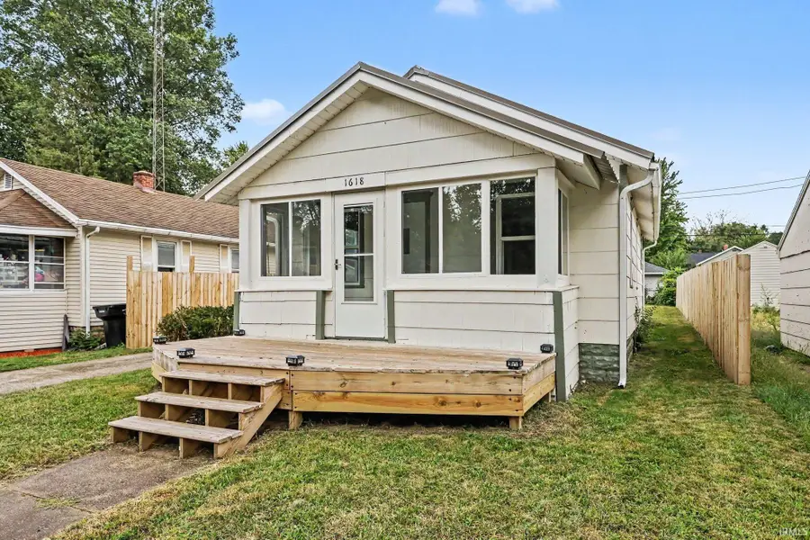 1618 E Fox Street, South Bend, IN 46613 - #3