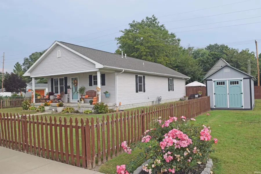 902 E Second Street, Mount Vernon, IN 47620 - #3