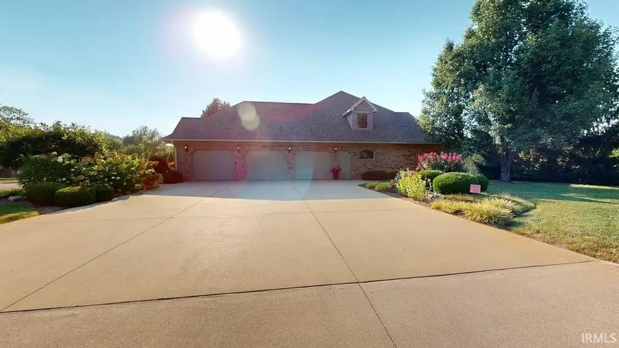 1530 W 15th Street, Jasper, IN 47546 - #2