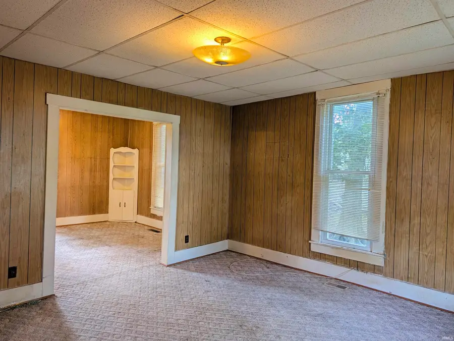 717 S Durbin Street, Bicknell, IN 47512 - #3