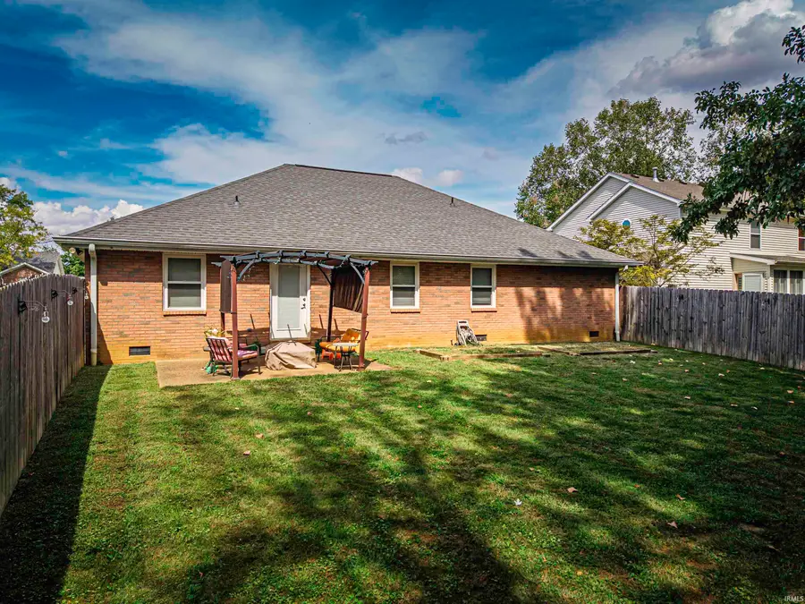 1512 Brixton Road, Evansville, IN 47710 - #2