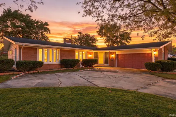 608 Roxbury Court, Fort Wayne, IN 46807