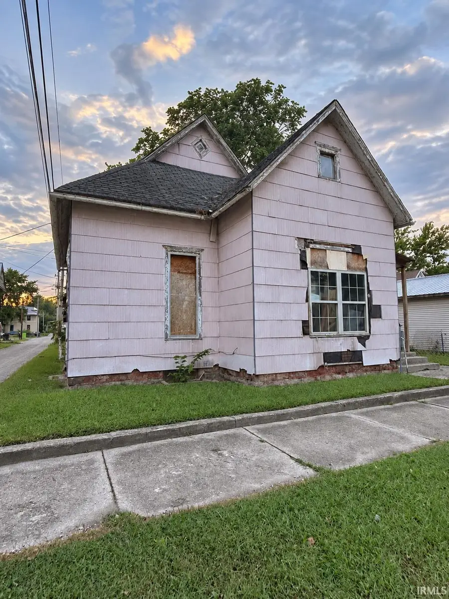115 12th Street, Logansport, IN 46947 - #2
