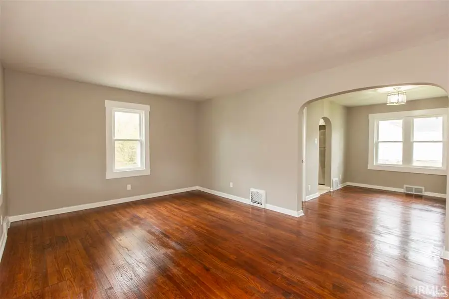 814 E Eckman Street, South Bend, IN 46614 - #3