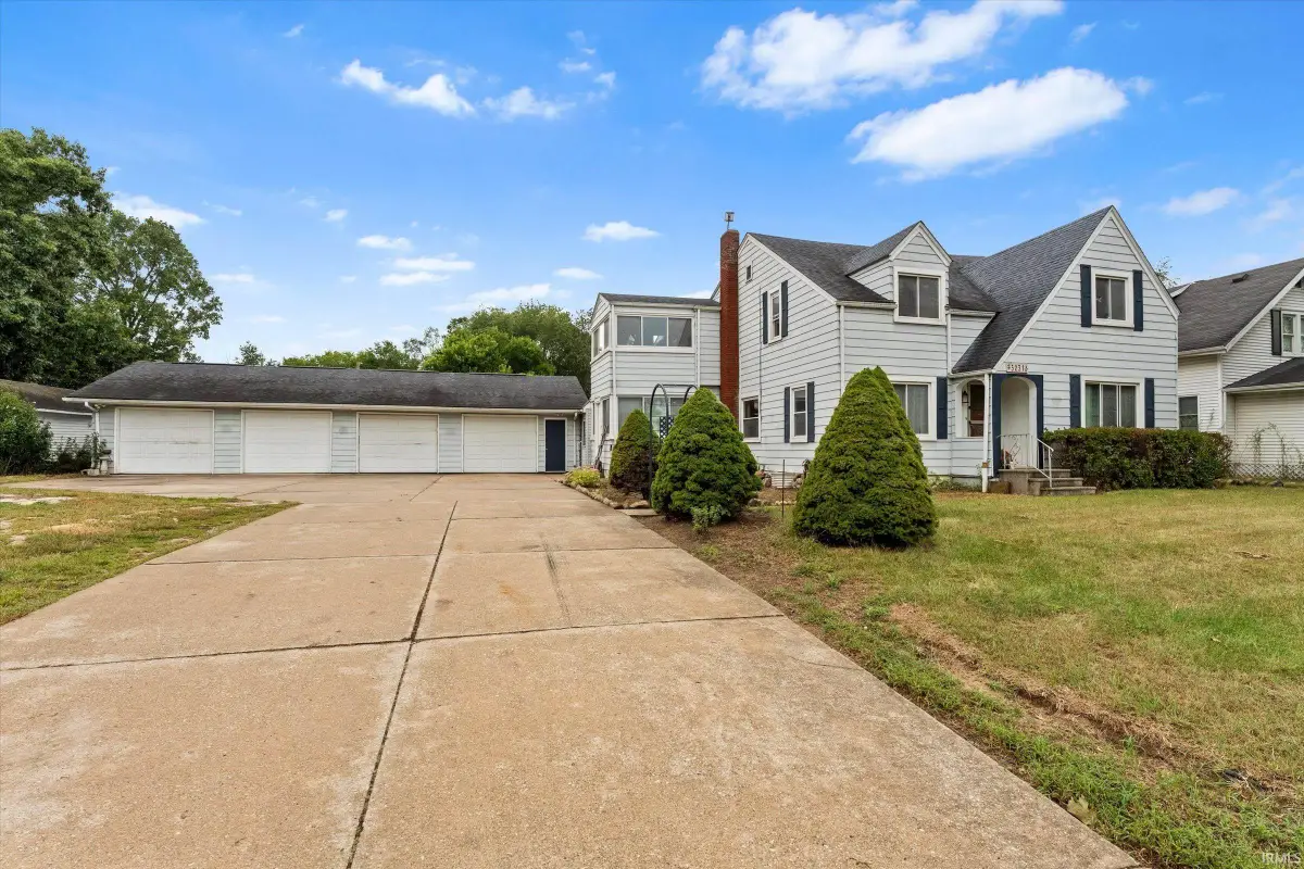 3231 Peoria Street, Elkhart, IN 46514 - #1