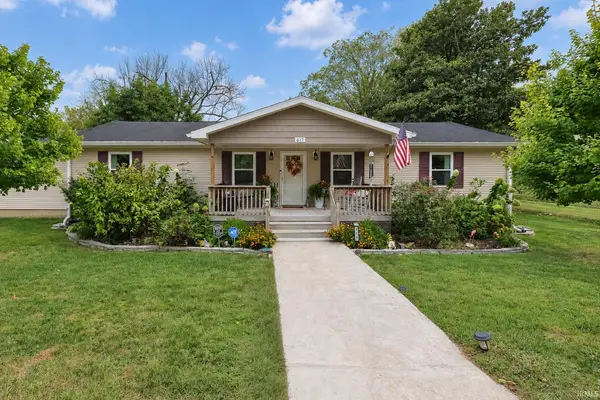 617 E Poplar Street, Boonville, IN 47601