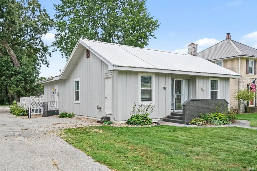 207 W Vistula Street, Bristol, IN 46507 - #2
