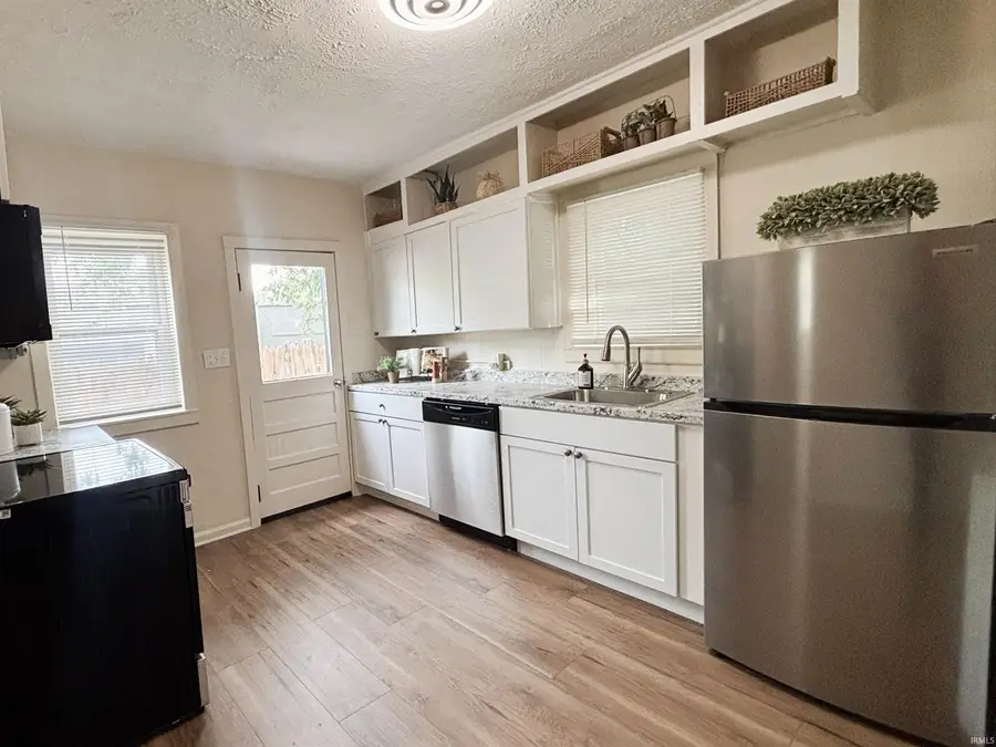 1405 E Oregon Street, Evansville, IN 47711 - #3