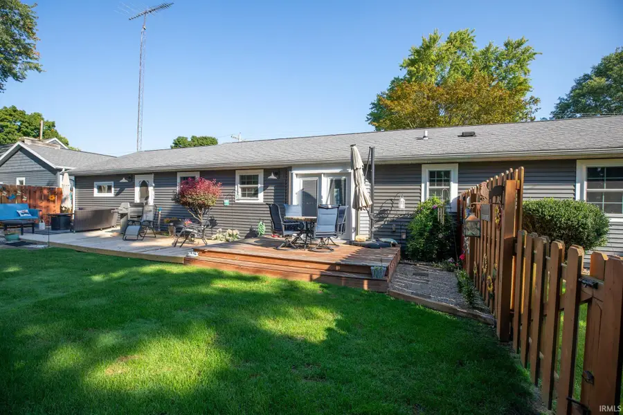 121 W Pleasant Street, Etna Green, IN 46524 - #3