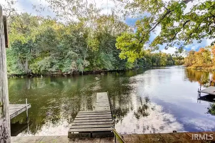 5245 N 290, Howe, IN 46746 - #1