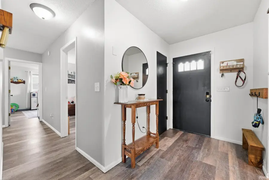 605 E 3rd Street, Auburn, IN 46706 - #2