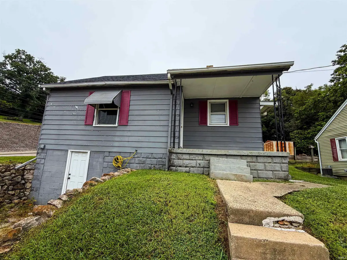 102 E Fourth Street, Huntingburg, IN 47542 - #1