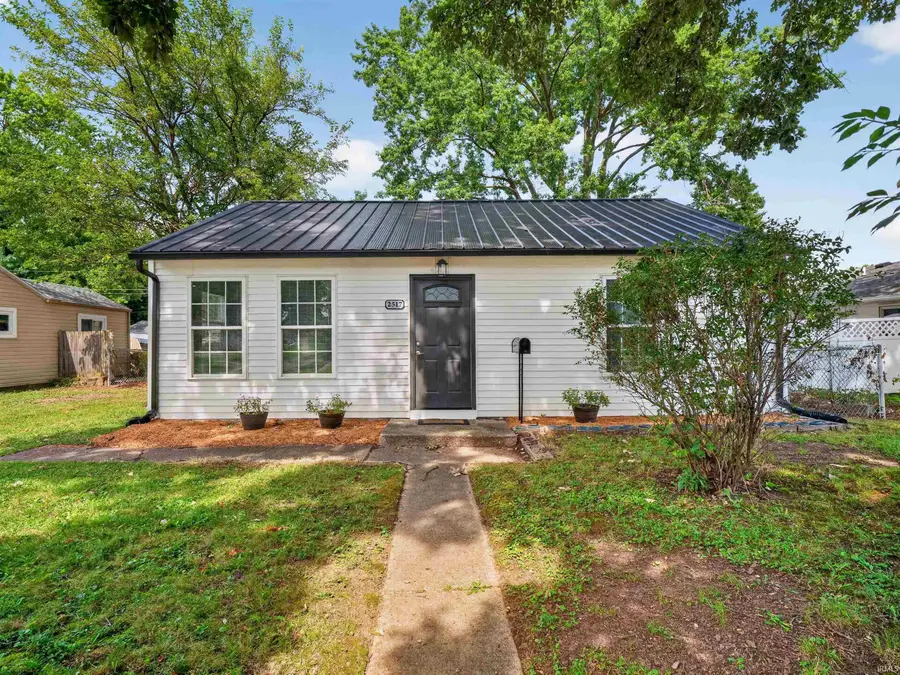 2517 Vance Avenue, Fort Wayne, IN 46805 - #2