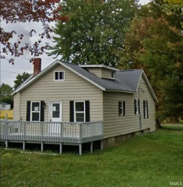 1158 E Summit Street, Wawaka, IN 46794