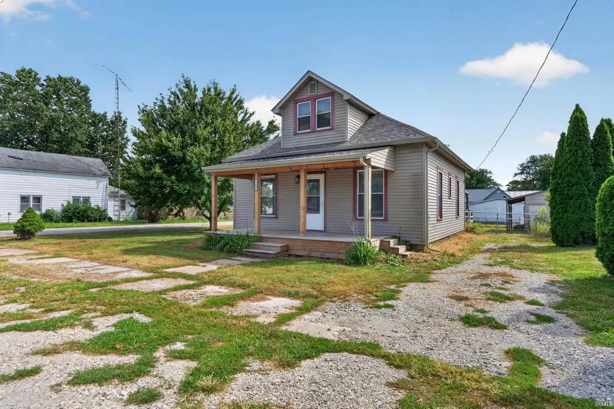 302 W North Street, Royal Center, IN 46978 - #1