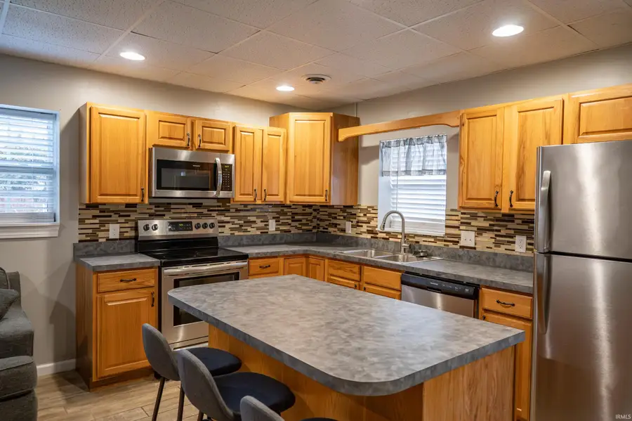 504 E First Avenue, Huntingburg, IN 47542 - #3