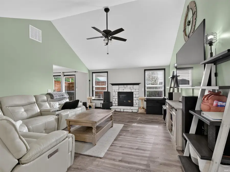 2250 Henry V Crossing, Fort Wayne, IN 46818 - #3
