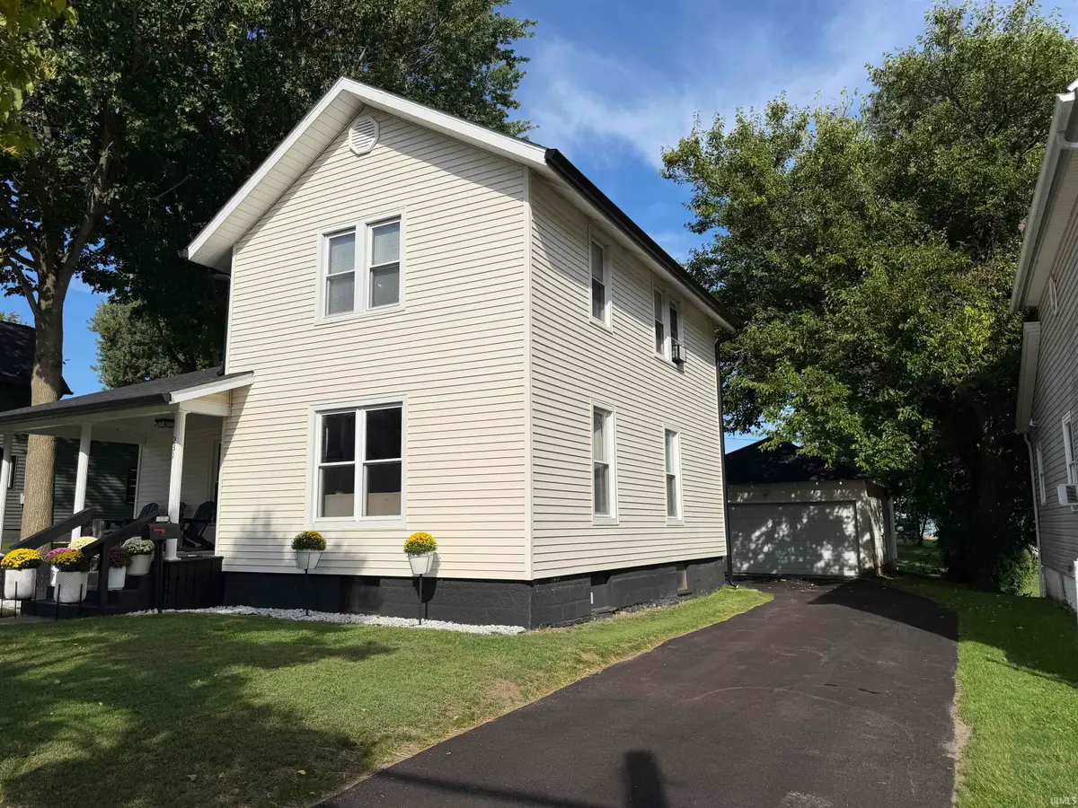 231 Clark Street, Kendallville, IN 46755 - #1