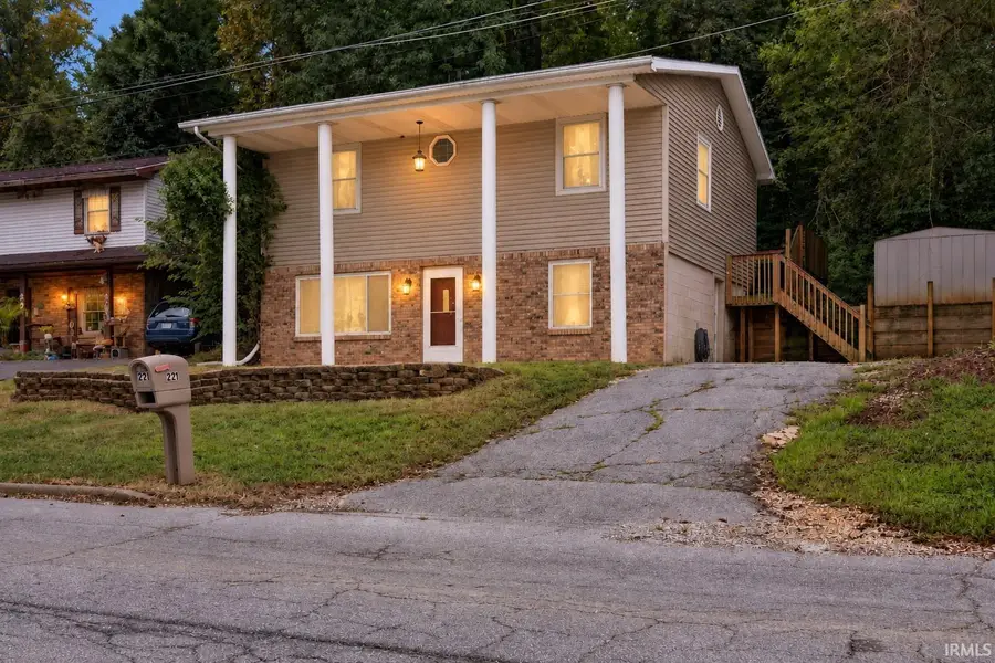 221 S Bosse Avenue, Evansville, IN 47712 - #2