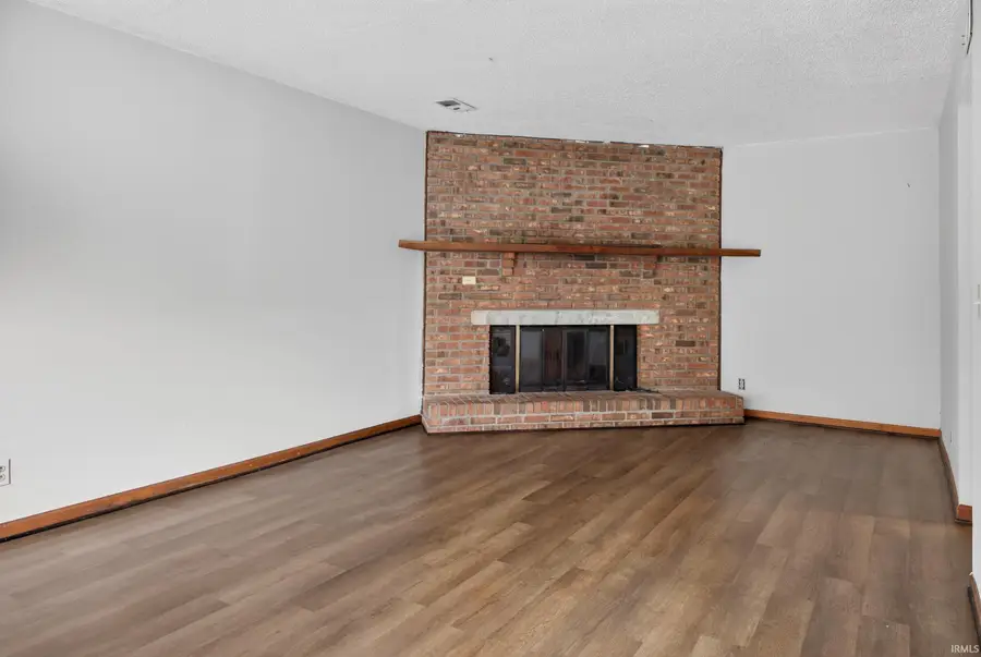 221 S Bosse Avenue, Evansville, IN 47712 - #3