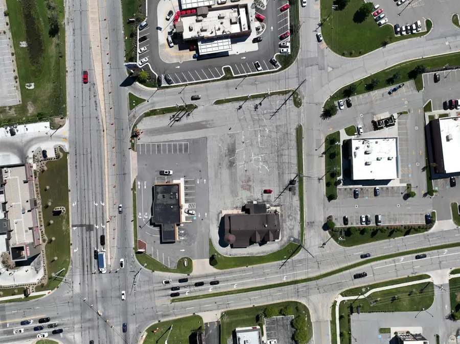 114 W Ireland Road, South Bend, IN 46614 - #2