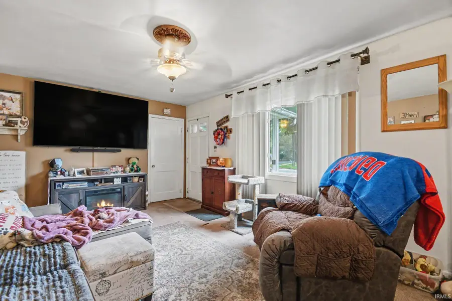 405 S West Boulevard, Elkhart, IN 46514 - #2