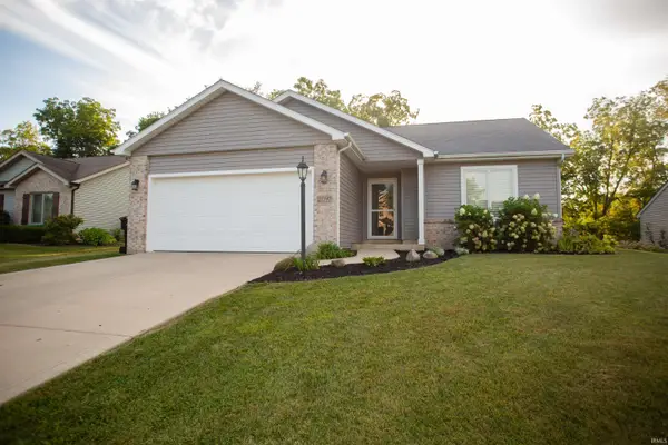 2097 Laurelwood Drive, Warsaw, IN 46580