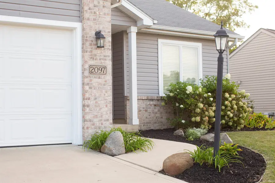 2097 Laurelwood Drive, Warsaw, IN 46580 - #3