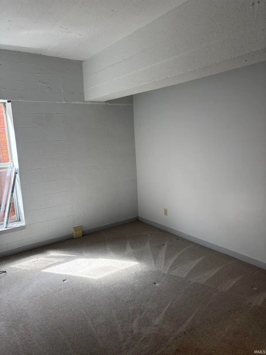 112 W Washington Boulevard, Fort Wayne, IN 46802 - #3