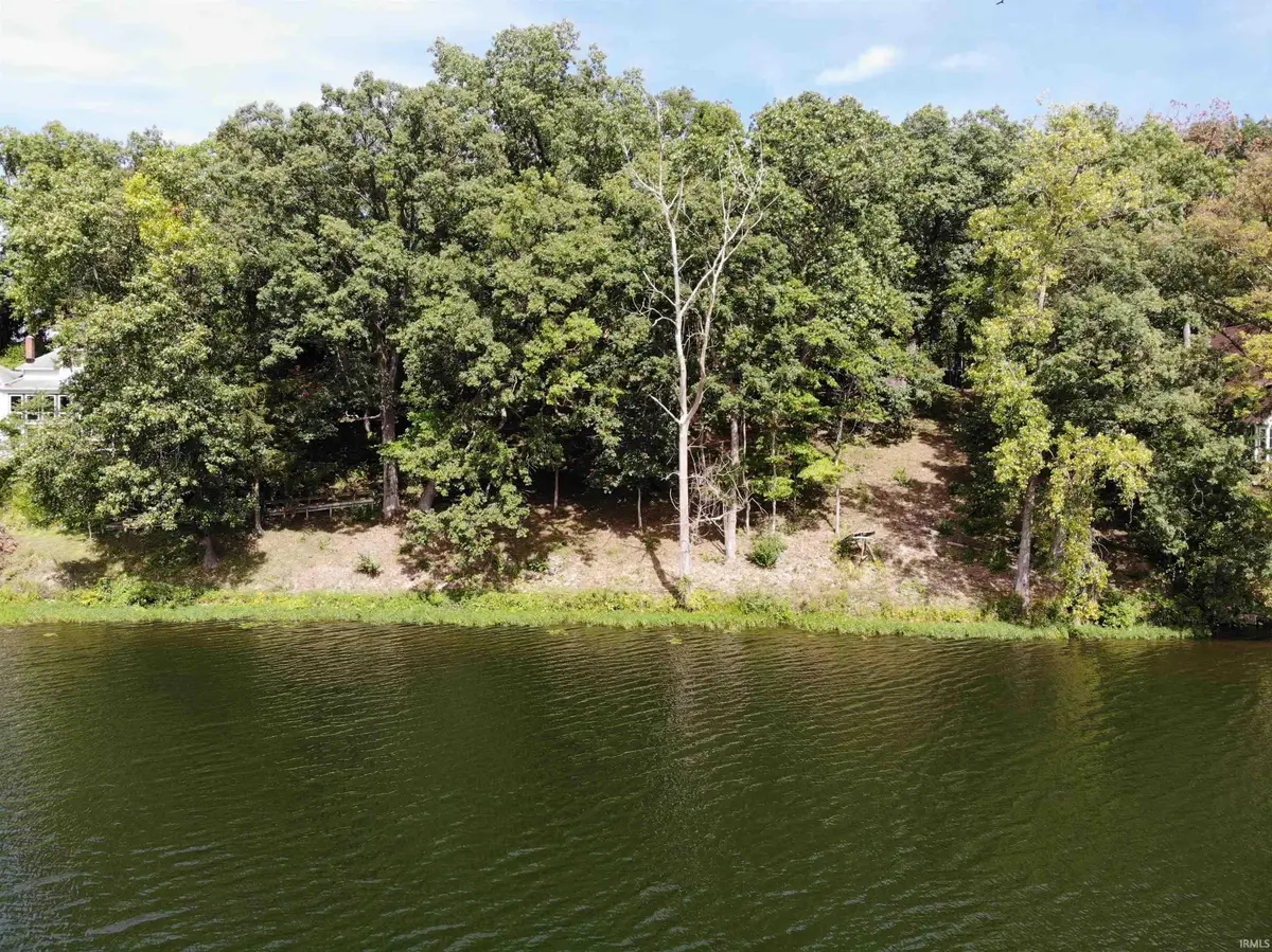 9475 E Promontory Point Drive, Syracuse, IN 46567 - #1