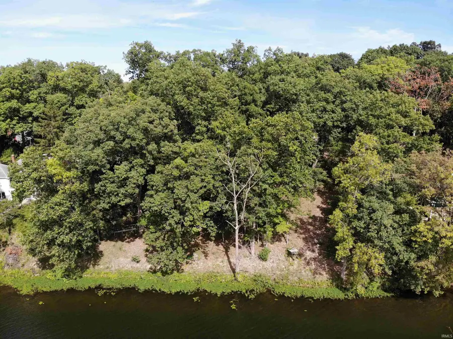 9475 E Promontory Point Drive, Syracuse, IN 46567 - #2
