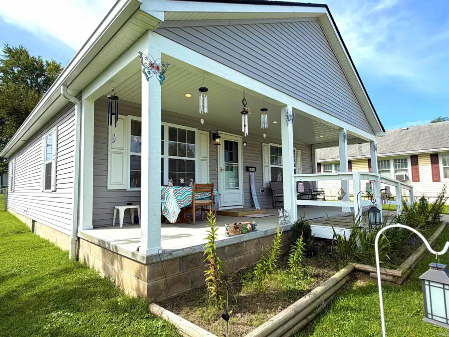 1010 W Grissom Avenue, Mitchell, IN 47446 - #2
