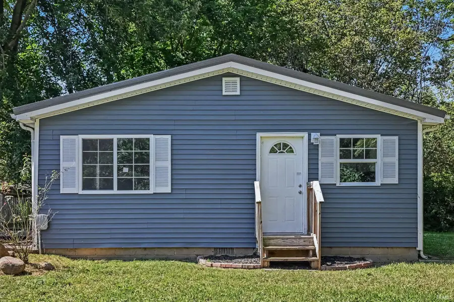 108 River Street, Ligonier, IN 46767 - #2