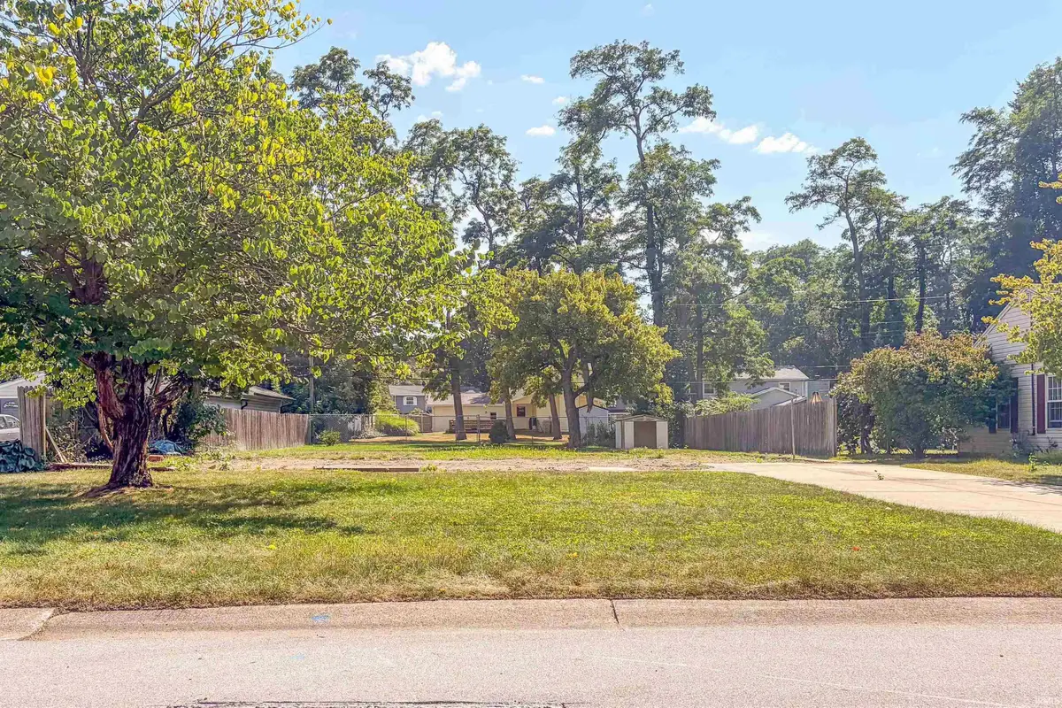 1904 Hartman Drive, South Bend, IN 46617 - #1