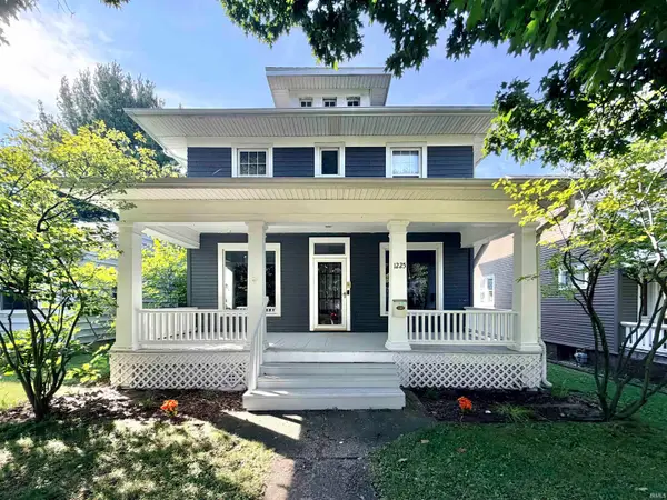 1225 W Oakdale Drive, Fort Wayne, IN 46807