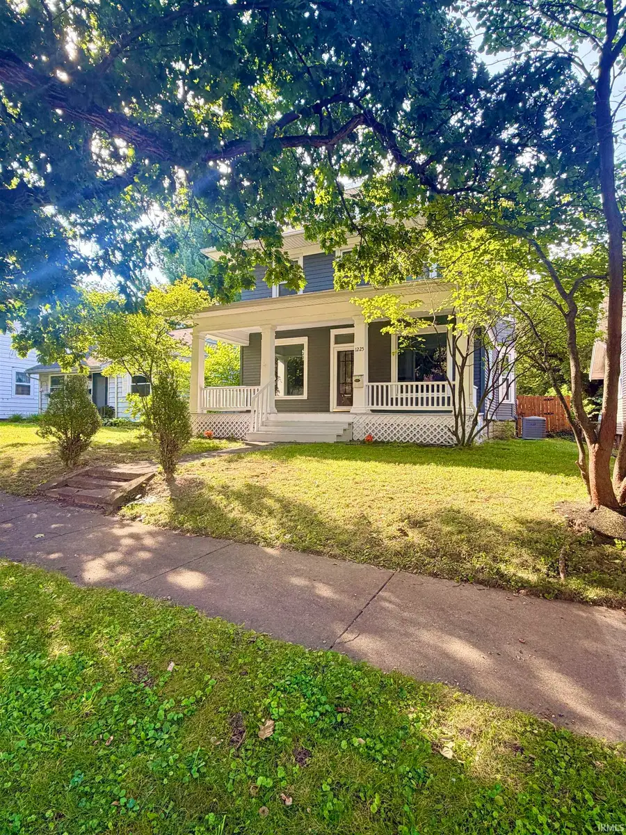 1225 W Oakdale Drive, Fort Wayne, IN 46807 - #2