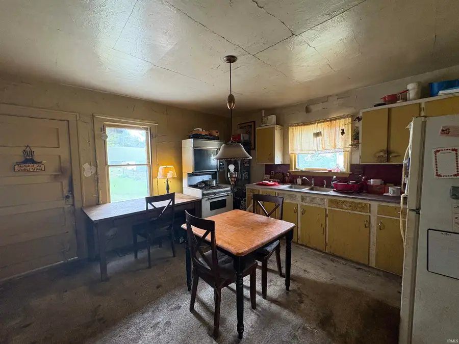 1212 E Dubail Avenue, South Bend, IN 46613 - #2