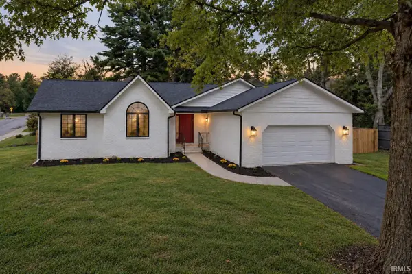 2405 E Queens Way Drive, Bloomington, IN 47401